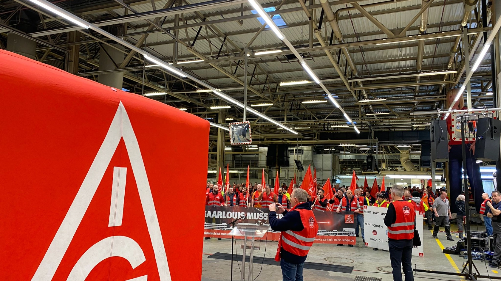 Saarlouis muss leben Erste Warnstreikstreikwelle