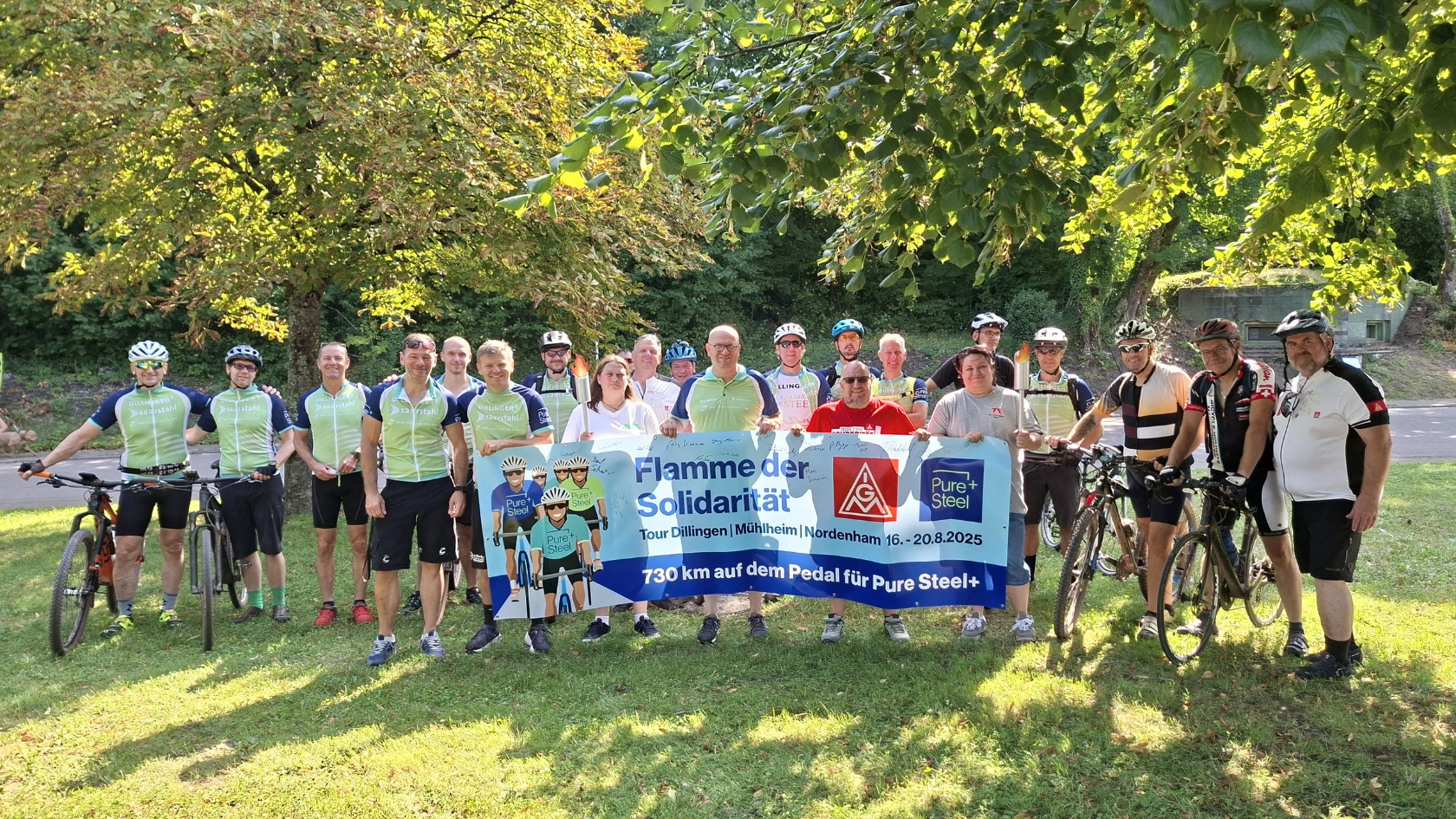 Radtour "Flamme der Solidarität"