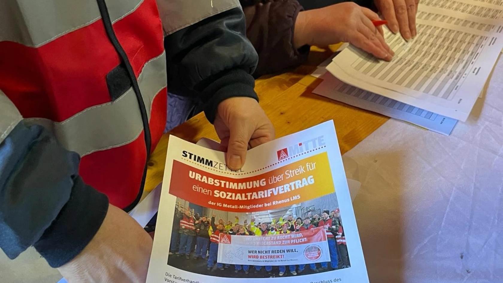 Rhenus LMS: Überwältigendes "JA" für Streik!