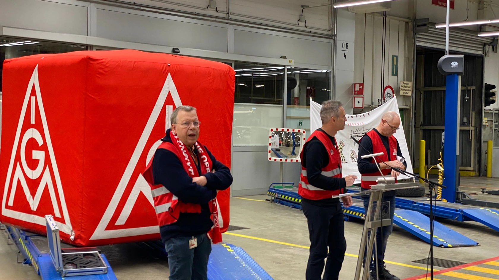 Saarlouis muss leben Erste Warnstreikstreikwelle