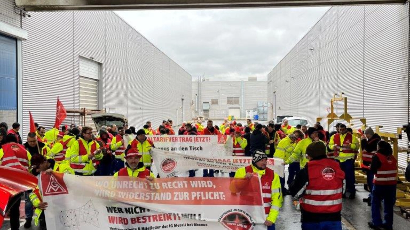 Warnstreik bei Rhenus LMS und Soli-Warnstreik im I-Park