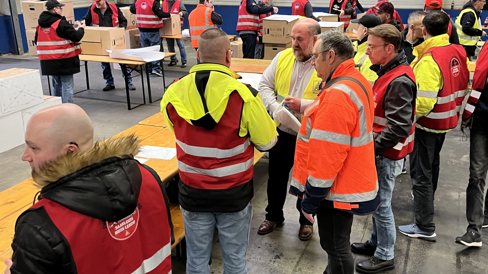 Streikfront steht - Arbeitgeber mauern!