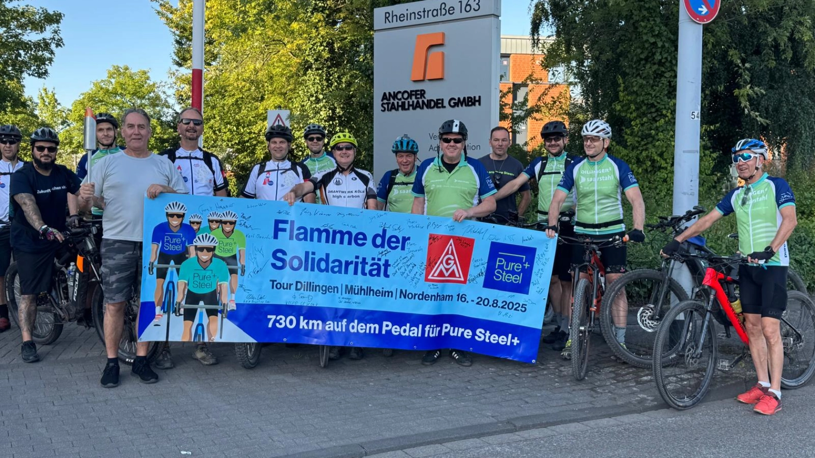 Radtour "Flamme der Solidarität"