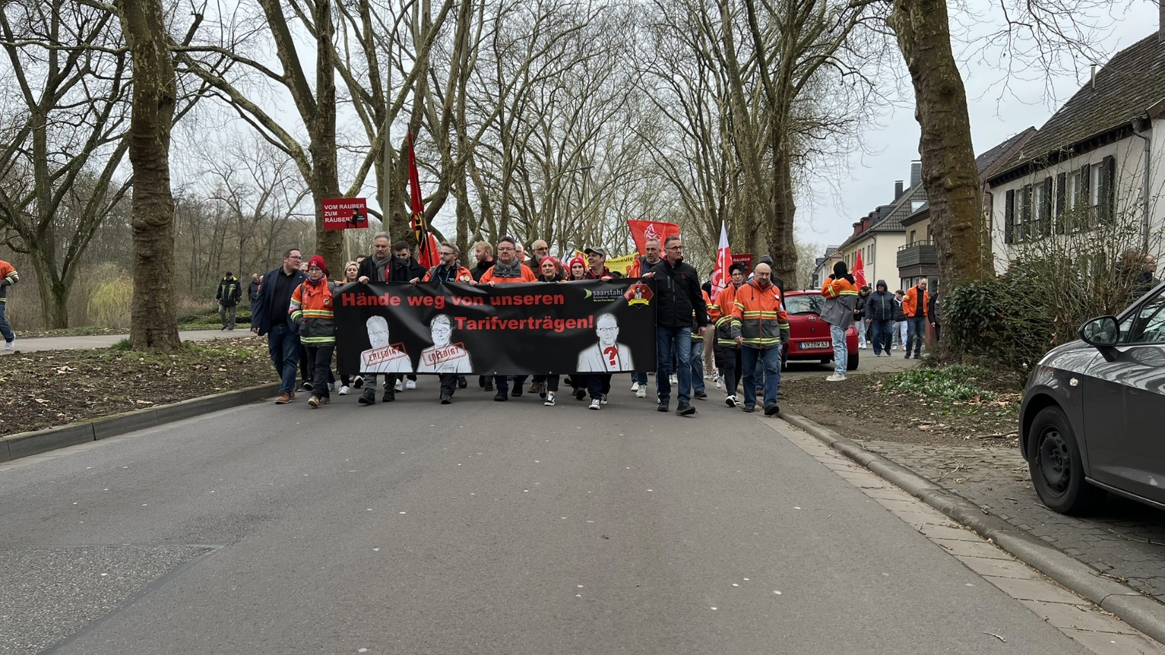 Betriebsversammlung und Demonstrationszug Saarstahl