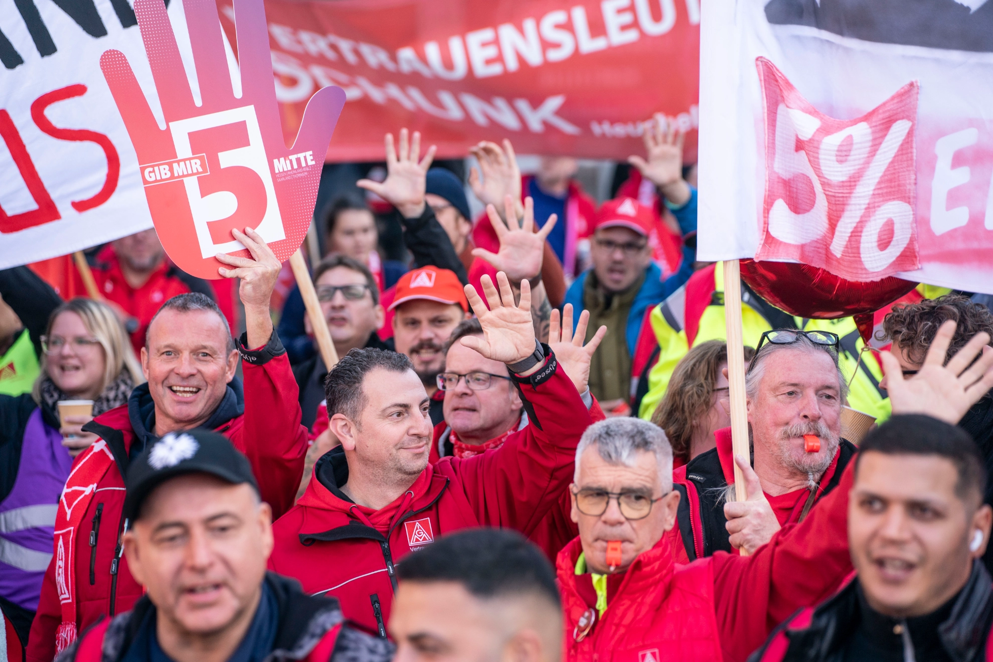 Tarifverhandlungen 2. Runde Bezirk Mitte in Hanau am 28.10.2026.