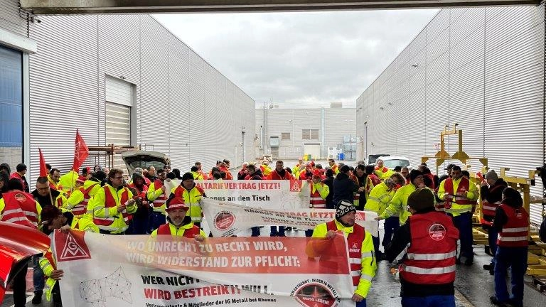 Warnstreik bei Rhenus LMS und Soli-Warnstreik im I-Park