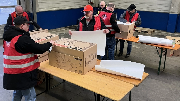 Streikfront steht - Arbeitgeber mauern!