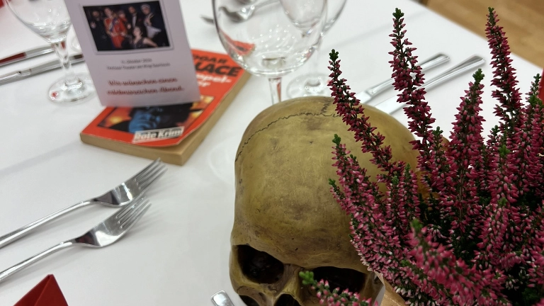 Dank an alle Werber*innen: Krimi-Dinner "Mord im Herrenhaus" 