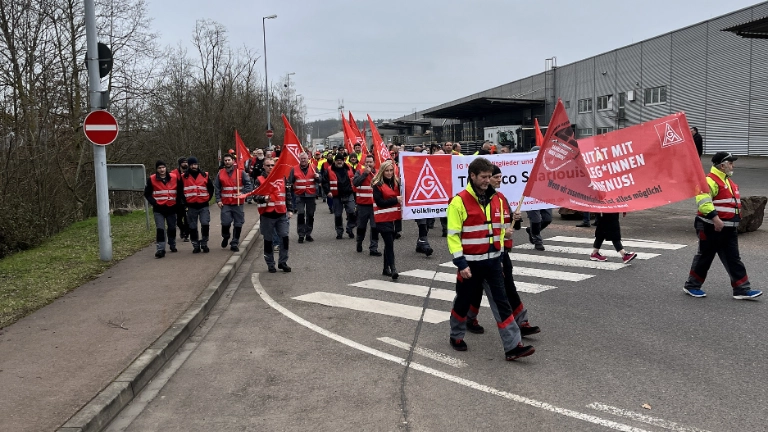 Ein Verhandlungsergebnis und weitere klare Voten für Streik
