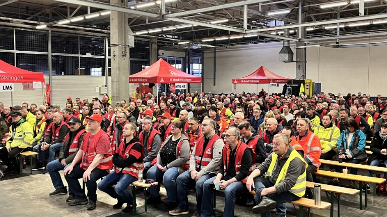 Streikfront steht - Arbeitgeber mauern!