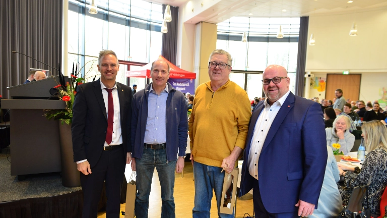 Konstituierende Delegiertenversammlung der IG Metall Völklingen mit Neuwahlen